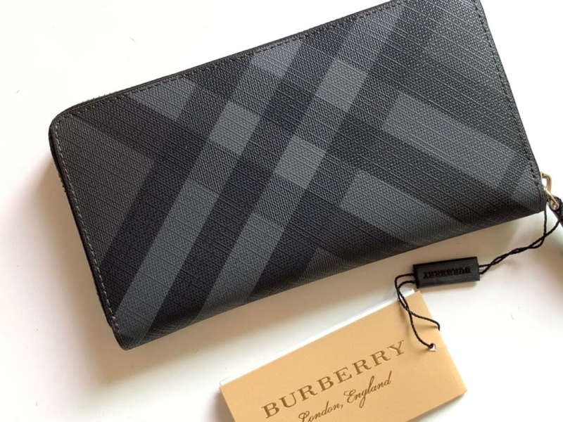 Burberry Wallets